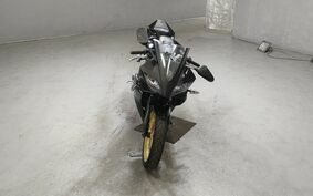 YAMAHA YZF-R125 RE06