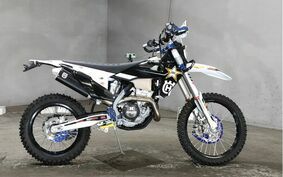 HUSQVARNA  FE350 ロックスターエディション 2022 UAA4