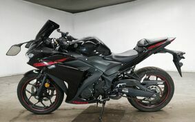 YAMAHA YZF-R25 RG10J