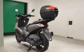 YAMAHA N-MAX SED6J