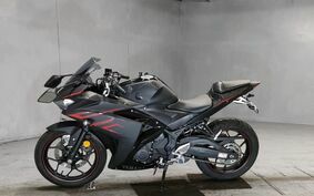 YAMAHA YZF-R25 RG10J