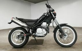 YAMAHA TRICKER DG16J