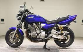 YAMAHA XJR1300 1999 RP01J