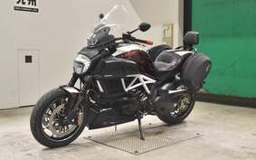 DUCATI DIAVEL Carbon 2015