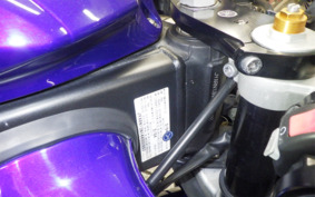 YAMAHA YZF-R1 2004