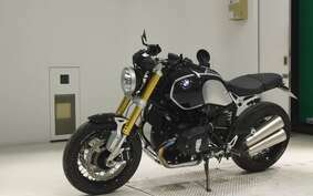 BMW R NINE T 2015