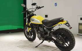 DUCATI SCRAMBLER ICON 2015