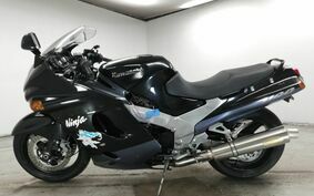 KAWASAKI ZZ1100 NINJA 1999 ZXT10D