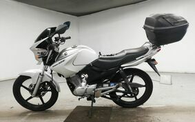 YAMAHA YBR125 RE05