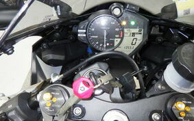 YAMAHA YZF-R6 2021