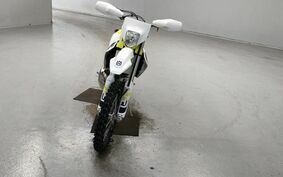 HUSQVARNA  TE300i UTA2