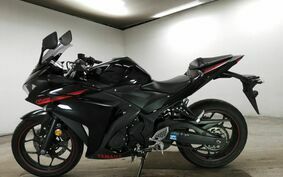 YAMAHA YZF-R25 RG10J