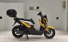 HONDA ZOOMER-X JF52