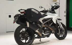 DUCATI HYPERSTRADA 820 2014