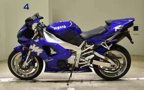 YAMAHA YZF-R1 1998 RN01