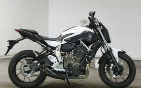 YAMAHA MT-07 2015 RM07J