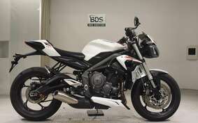 TRIUMPH STREET TRIPLE S 2021 HDA52A