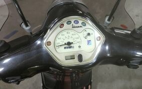 VESPA LX125IE M68100