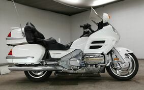 HONDA GL 1800 GOLD WING 2002 SC47