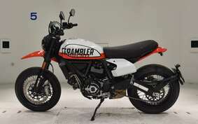 DUCATI SCRAMBLER URBAN モタ 2022