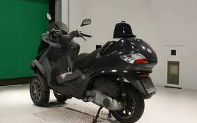 PIAGGIO MP3 250