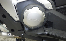 HONDA X-ADV 750 2023 RH10