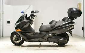 HONDA SILVER WING 400 GT Type 2014 NF03