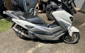 YAMAHA N-MAX SE86J