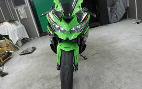 KAWASAKI ZX-25R ZX250E