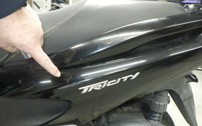 YAMAHA TRICITY 125 SE82J