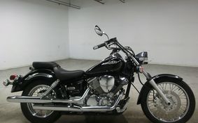 YAMAHA DRAGSTAR 250 2002 VG02J