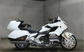 HONDA GL 1800 GOLD WING TOUR 2022 SC79