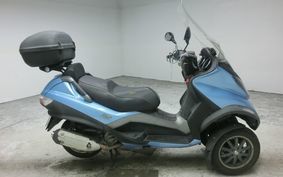 PIAGGIO MP3 250 RL M472