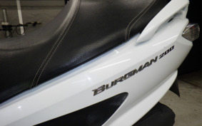 SUZUKI SKYWAVE 200 (Burgman 200) CH41A