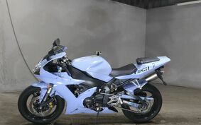 YAMAHA YZF-R1 2002 RN091