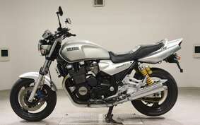 YAMAHA XJR1300 1999 RP021