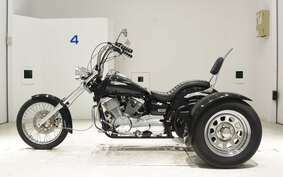 YAMAHA DRAGSTAR 250 TRIKE VG05J