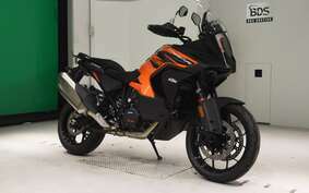 KTM 1290 SUPER ADVENTURE S 2023