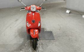 VESPA LX125IE M68100