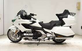 HONDA GL 1800 GOLD WING TOUR DCT 2021 SC79