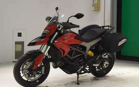 DUCATI HYPERSTRADA 820 2014