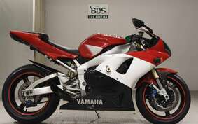 YAMAHA YZF-R1 2000 RN04