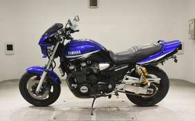 YAMAHA XJR1300 2002 RP03J