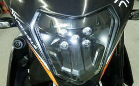 KTM 690 SMC R 2021 LSV40