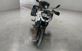 BMW F700GS 2015 0B01