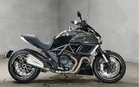 DUCATI DIAVEL Carbon 2013 G100A