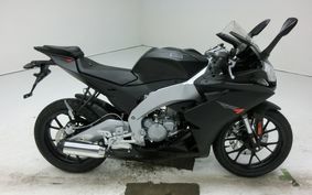 APRILIA RS4 50 VXJ0