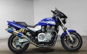 YAMAHA XJR1300 1999 RP01J