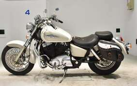 HONDA SHADOW 1100 CLASSIC 1996 SC32