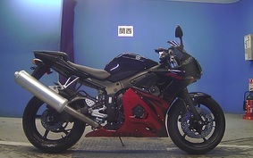 YAMAHA YZF-R6 2004 RJ06